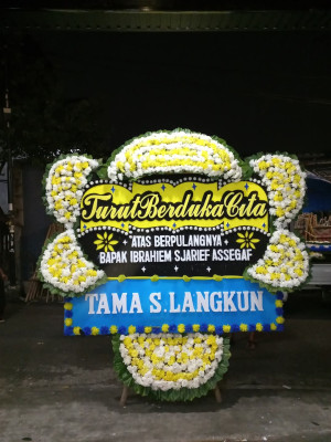 Papan Bunga Duka di Batang Tajongkek
